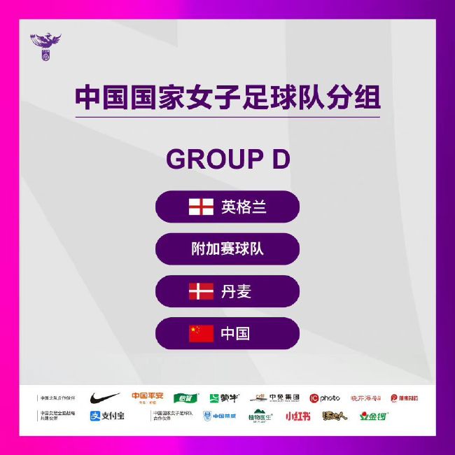 她双腿大开被绑在床调教ktv